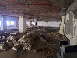  Shop – Exterior View View at Machala - for Sale