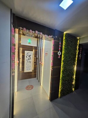 Building Lobby in 4 BHK Apartment at Lokhandwala Whispering Palms XXclusives, Kandivali East – for Rent