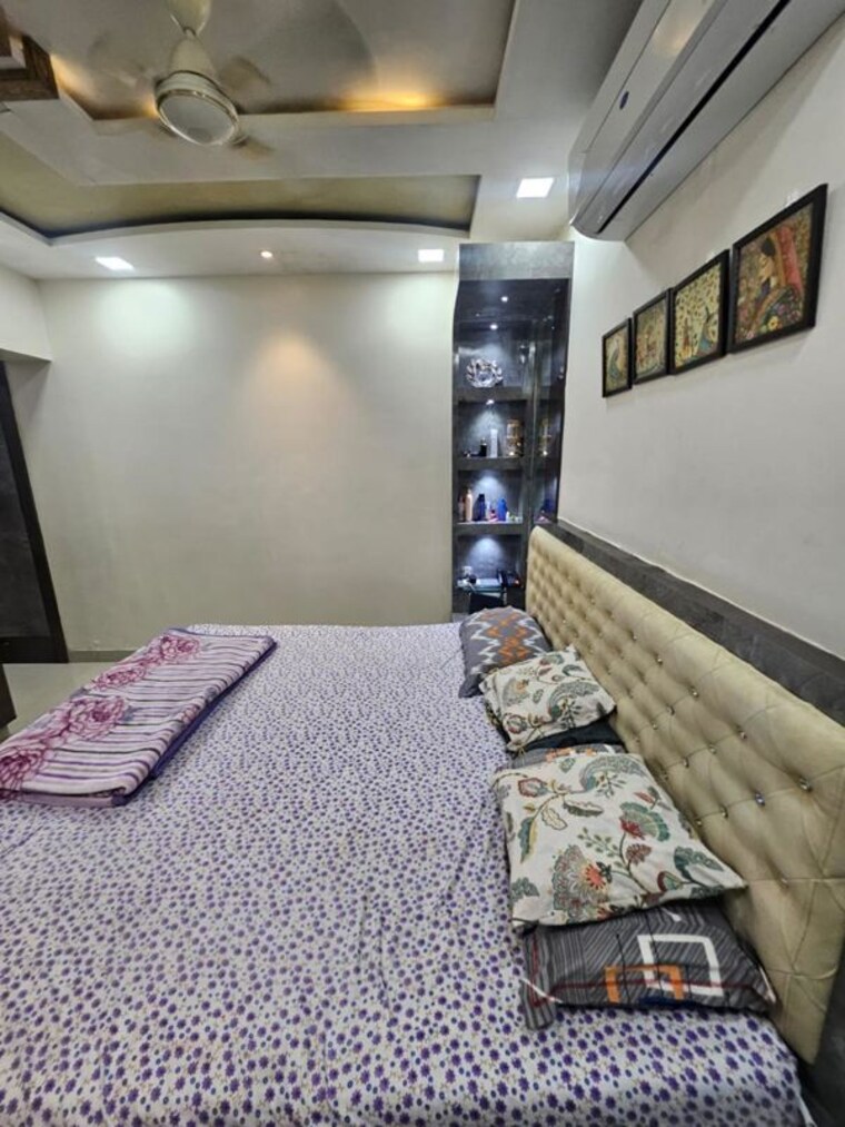 Bedroom, lokhandwala-whispering-palms-xxclusives 4 Bedroom 2360 Sq.Ft. Apartment In Kandivali East Mumbai 10719607