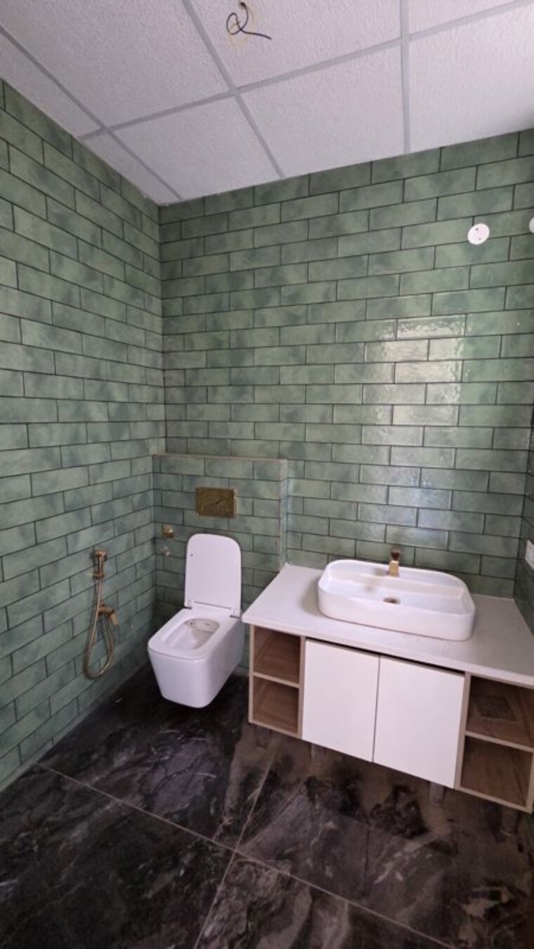 Bathroom, motia-aerogreens 5 Bedroom 225 Sq.Yd. Apartment In Dyalpur Zirakpur 10719573