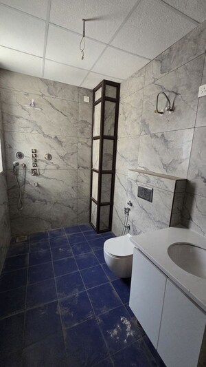 Attached Bathroom in 5 BHK Apartment at Motia Aerogreens, Dyalpur – for Sale