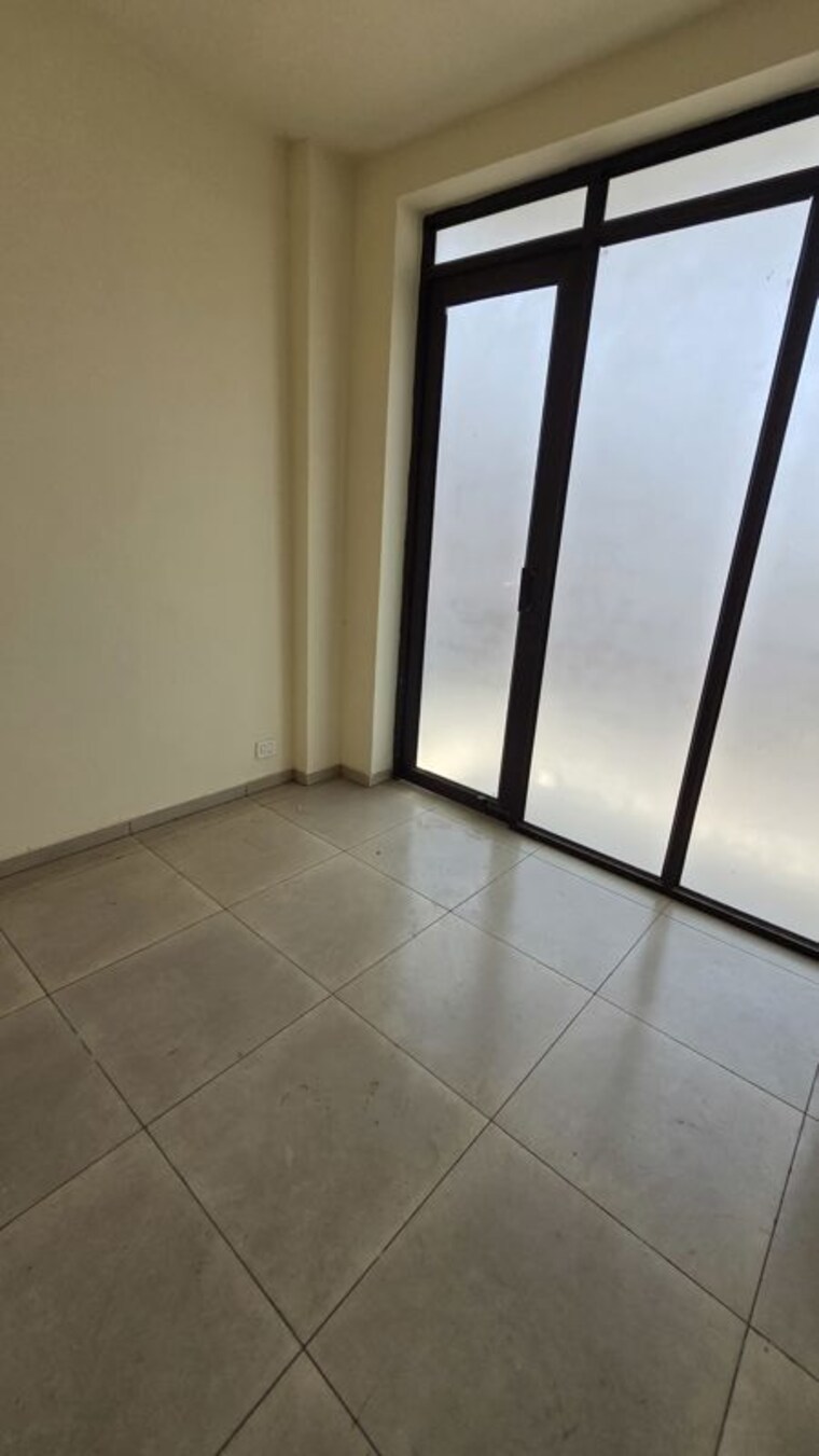 Room, motia-aerogreens 5 Bedroom 225 Sq.Yd. Apartment In Dyalpur Zirakpur 10719573