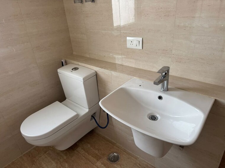 Bathroom, godrej-air-sector-85 2.5 Bedroom 1490 Sq.Ft. Apartment In Sector 85 Gurgaon 10719613