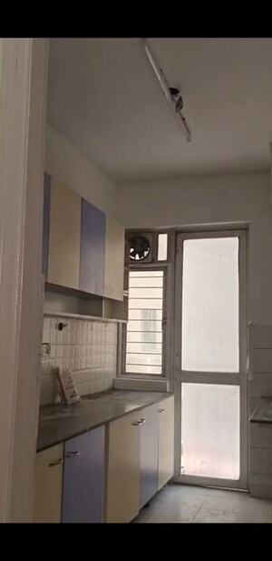 Room in 2 BHK Apartment at Shiv Sai Park Apartments, Sector 87 – for Rent