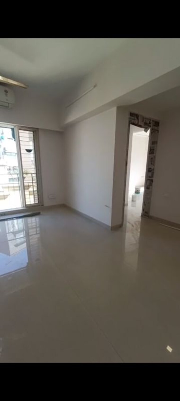 Room, santacruz east 3 Bedroom 850 Sq.Ft. Apartment In Santacruz East Mumbai 10719642