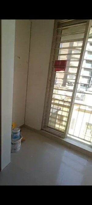 Room in 3 BHK Apartment at Santacruz East – for Rent