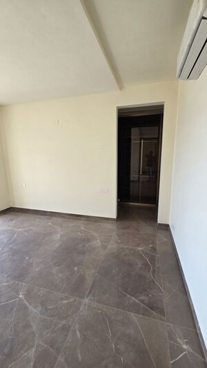 Room in 5 BHK Villa at Motia Aerogreens, Dyalpur – for Sale