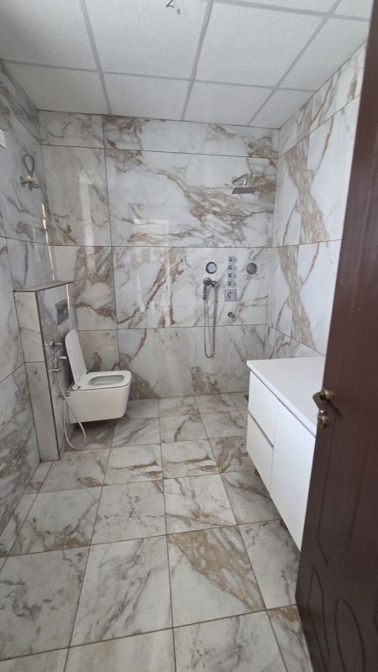 Bathroom, motia-aerogreens 5 Bedroom 225 Sq.Yd. Villa In Dyalpur Zirakpur 10719632