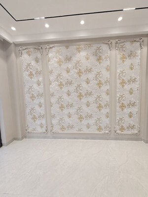 Room in 4 BHK Builder Floor at Auram Floor, South City 2 – for Sale