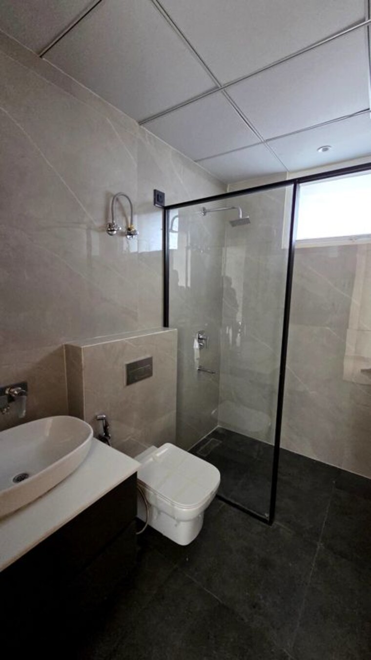 Bathroom, the-ananta-aspire 3.5 Bedroom 2247 Sq.Ft. Apartment In Utrathiya Zirakpur 10719680