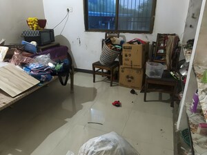 Room in  Independent House at Bhanpuri – for Sale
