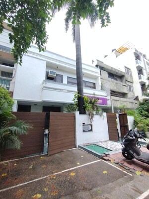 2 BHK Builder Floor For Rent in Greater Kailash