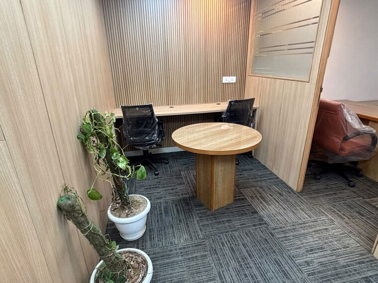 Team Area, vipul-business-park Commercial Office Space 1100 Sq.Ft. In Sector 48 Gurgaon 10719910