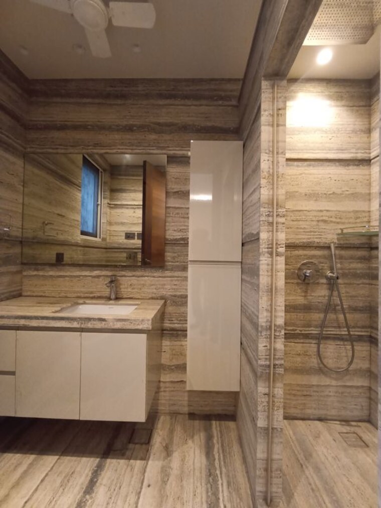 Bathroom, greater kailash 4 Bedroom 4500 Sq.Ft. Builder Floor In Greater Kailash Delhi 10719911