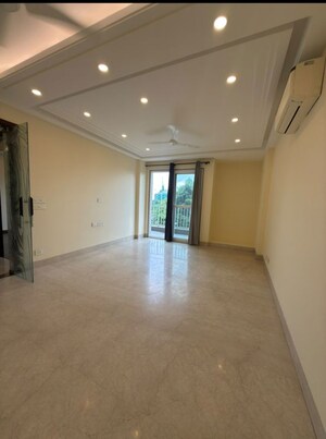 Building Lobby in 3 BHK Builder Floor at Greater Kailash – for Rent