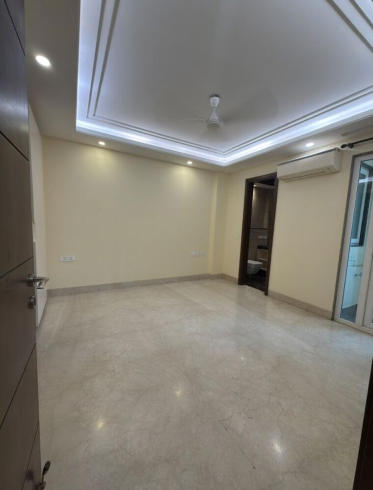 Bedroom, greater kailash 3 Bedroom 1800 Sq.Ft. Builder Floor In Greater Kailash Delhi 10719935