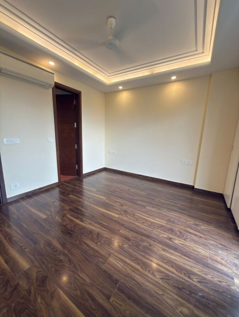 Room, greater kailash 3 Bedroom 1800 Sq.Ft. Builder Floor In Greater Kailash Delhi 10719935