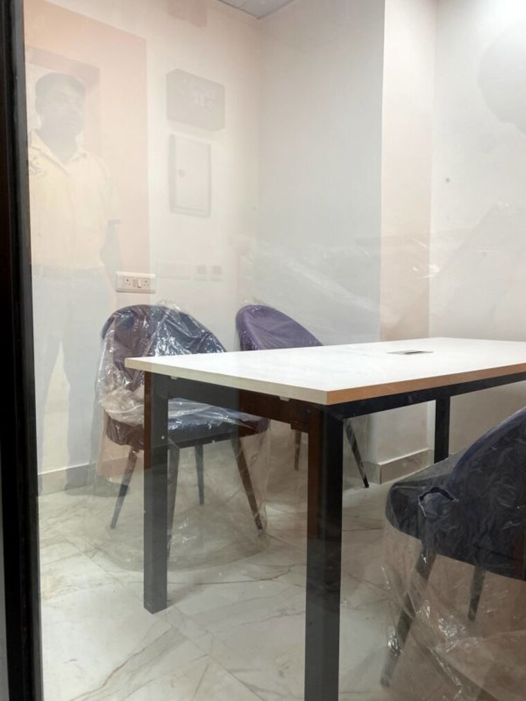 Team Area, advant-navis-business-park Commercial Office Space 1100 Sq.Ft. In Sector 142 Noida 10719902