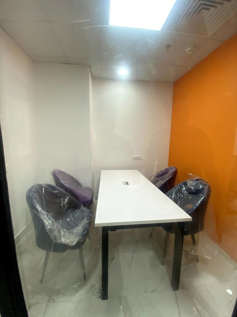 Team Area, advant-navis-business-park Commercial Office Space 1100 Sq.Ft. In Sector 142 Noida 10719902
