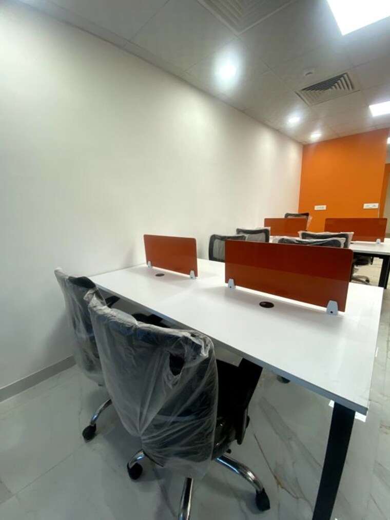 Team Area, advant-navis-business-park Commercial Office Space 1100 Sq.Ft. In Sector 142 Noida 10719902