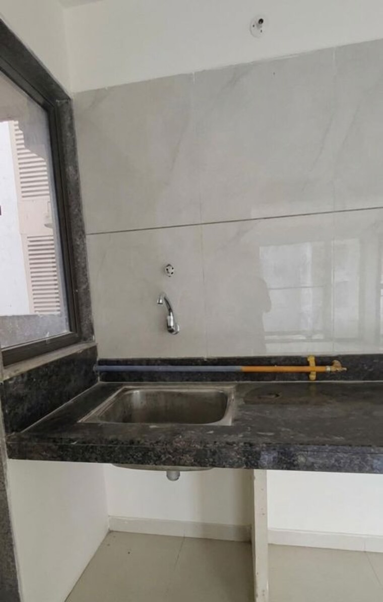 Kitchen, dosti-eastern-bay 2 Bedroom 785 Sq.Ft. Apartment In Wadala Mumbai 10719954