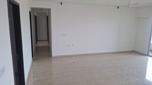 Room in 3 BHK Apartment at Piramal Mahalaxmi, Mahalaxmi – for Rent