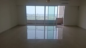 Room in 3 BHK Apartment at Piramal Mahalaxmi, Mahalaxmi – for Rent