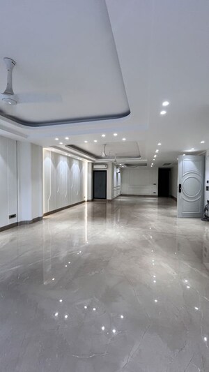 Living Room in 4 BHK Builder Floor at East Of Kailash – for Sale
