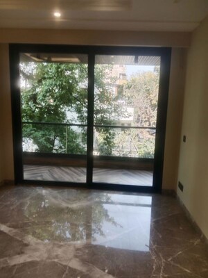 Room in 4 BHK Builder Floor at Gulmohar Park – for Sale