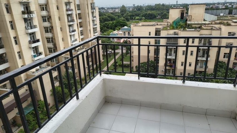 Balcony, omaxe-palm-greens 3 Bedroom 1700 Sq.Ft. Apartment In Mu Greater Noida Greater Noida 10720002
