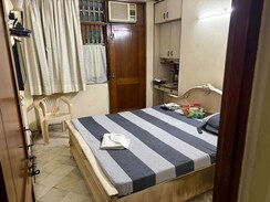1 BHK Builder Floor For Rent in Lajpat Nagar I