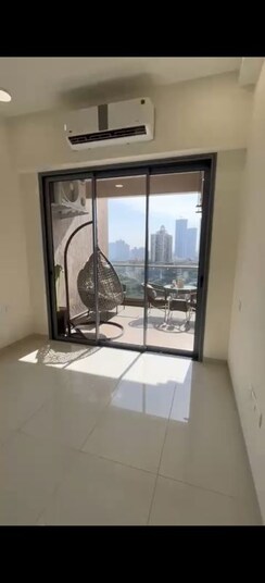 2 BHK Apartment For Sale in Prestige Siesta
