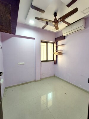 Bedroom in 2.5 BHK Apartment at Dosti Vihar, Samata Nagar – for Rent