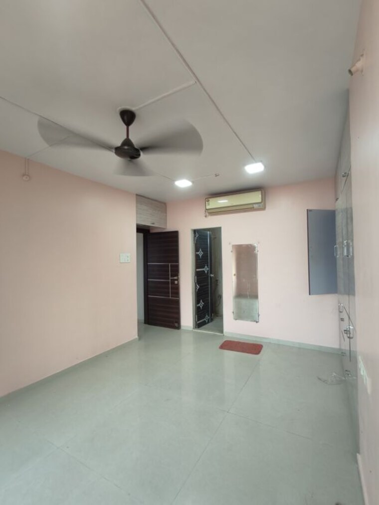 Master Bedroom, dosti-vihar 2.5 Bedroom 850 Sq.Ft. Apartment In Samata Nagar Thane 10720015