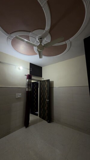 Room in 2 BHK Apartment at Gtb Enclave – for Rent