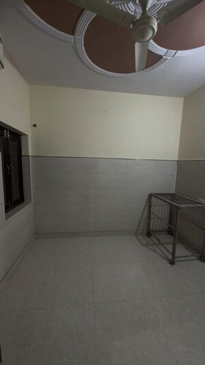 Room in 2 BHK Apartment at Gtb Enclave – for Rent