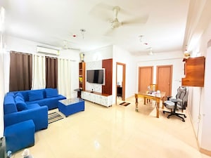 Living Room in 3 BHK Builder Floor at Nh 24 – for Sale