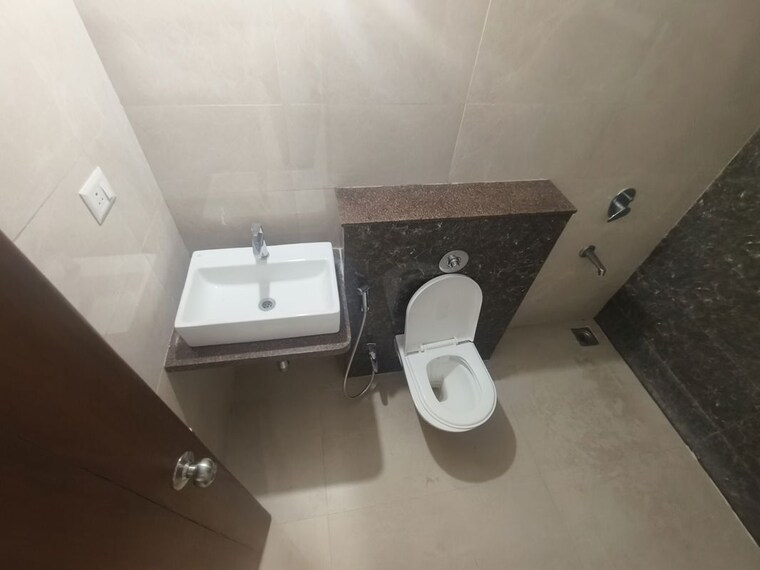 Bathroom, guardian-cityscapes 3 Bedroom 1500 Sq.Ft. Apartment In Sinhagad Pune 10720108