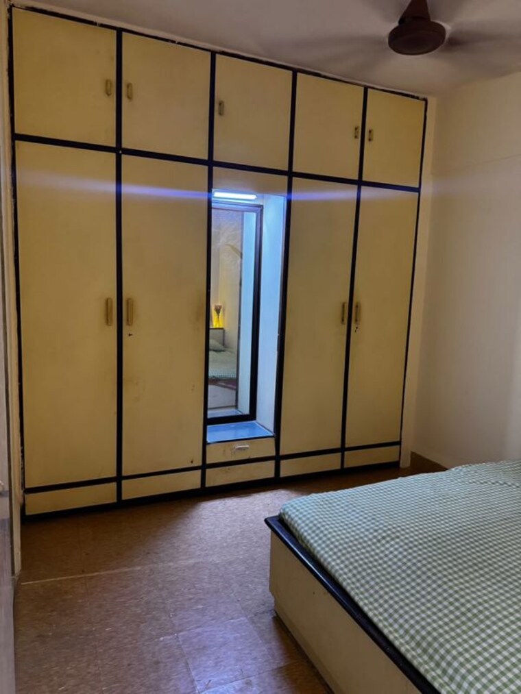 Bedroom, lokhandwala complex Pg For Girls In Lokhandwala Complex 10720154