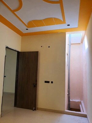 Furnished Amenities in 2 BHK Independent House at Sector 14 – for Rent