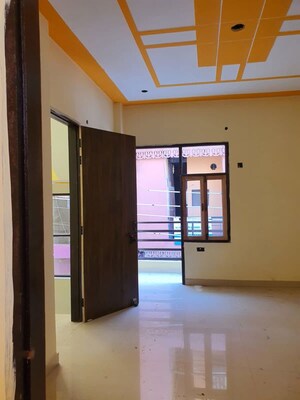 Room in 2 BHK Independent House at Sector 14 – for Rent