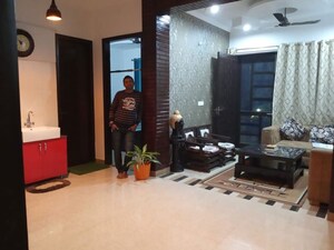 Living Room in 2 BHK Builder Floor at Sector 14 – for Rent