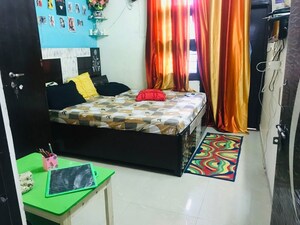 Bedroom in 2 BHK Builder Floor at Sector 14 – for Rent