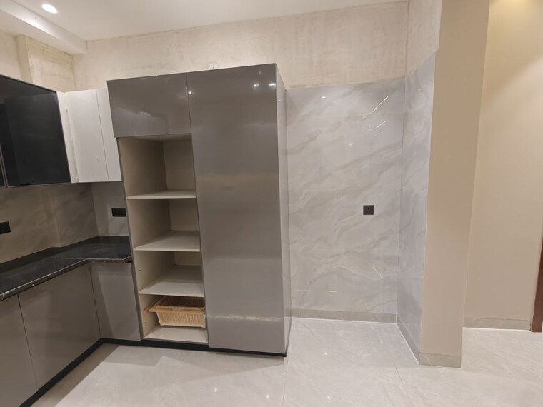 undefined, sector 71 3.5 Bedroom 180 Sq.Yd. Builder Floor In Sector 71 Gurgaon 10720217