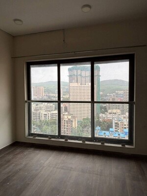 Room in 3 BHK Apartment at Jyoti Sukriti, Goregaon East – for Rent