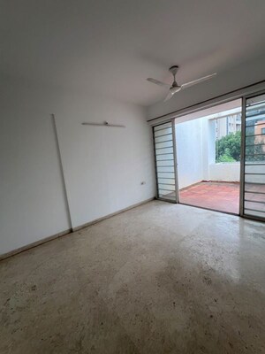 Room in 3.5 BHK Apartment at Rohan Seher, Baner – for Rent