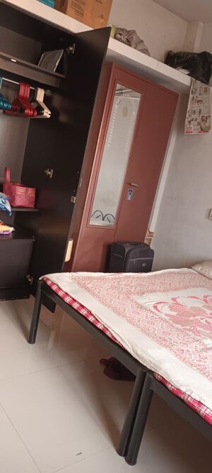 Furnished Amenities in 2 BHK Apartment at Supriya Gardens, Aundh – for Rent