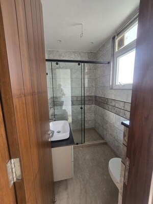 Attached Bathroom in 3 BHK Builder Floor at Pushpanjali Enclave – for Rent