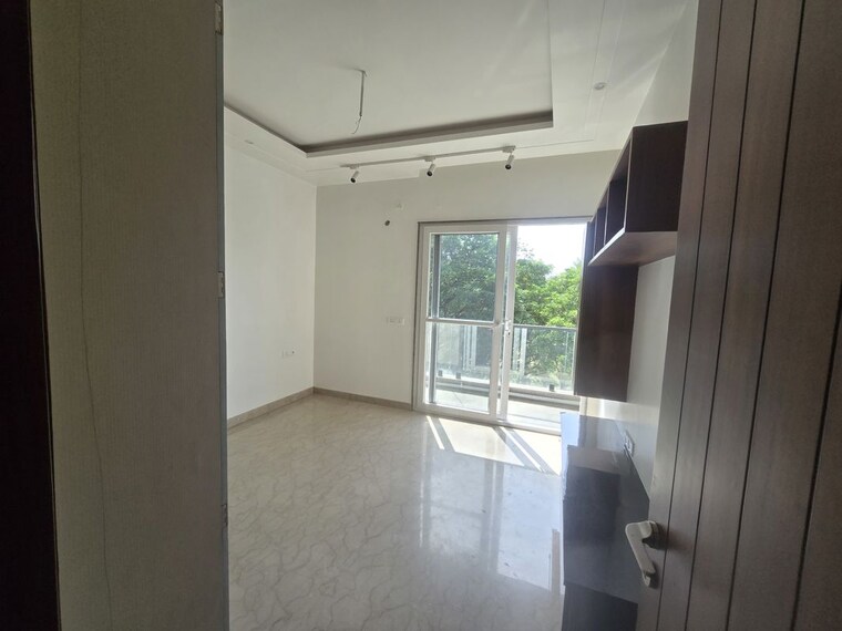 Room, pushpanjali enclave 3 Bedroom 175 Sq.Yd. Builder Floor In Pushpanjali Enclave Delhi 10720247