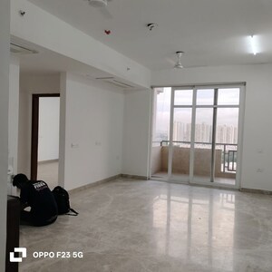 Room in 2 BHK Apartment at SS The Leaf, Sector 85 – for Sale